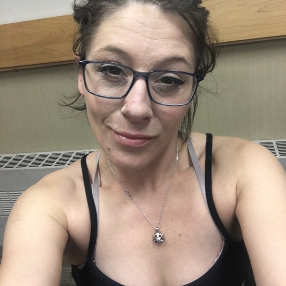 Meet your Posher, Natalie - Picture 1 of 1